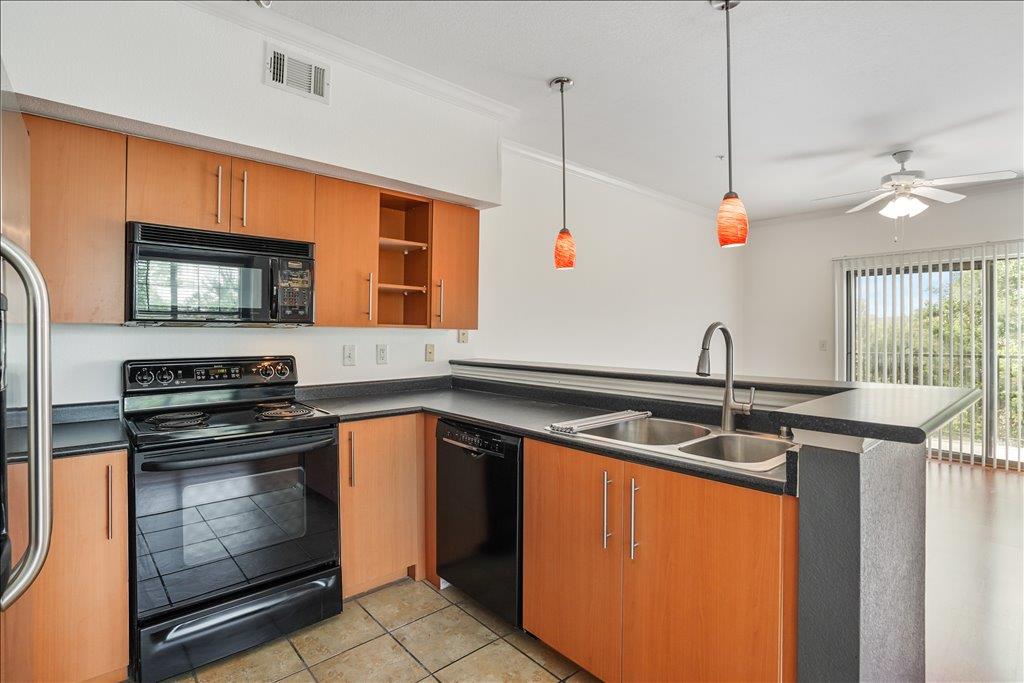 11203 Ranch Road 2222 # 305