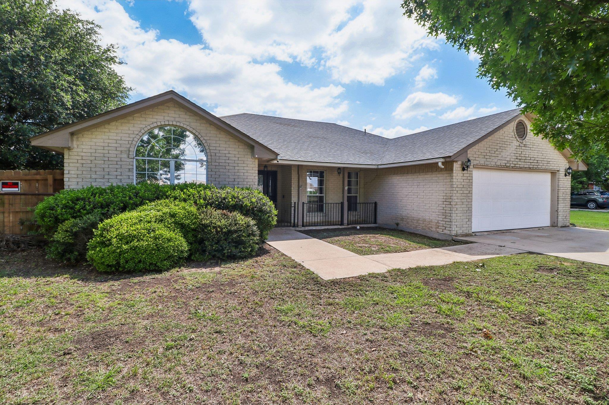 1022 Barbarosa RD