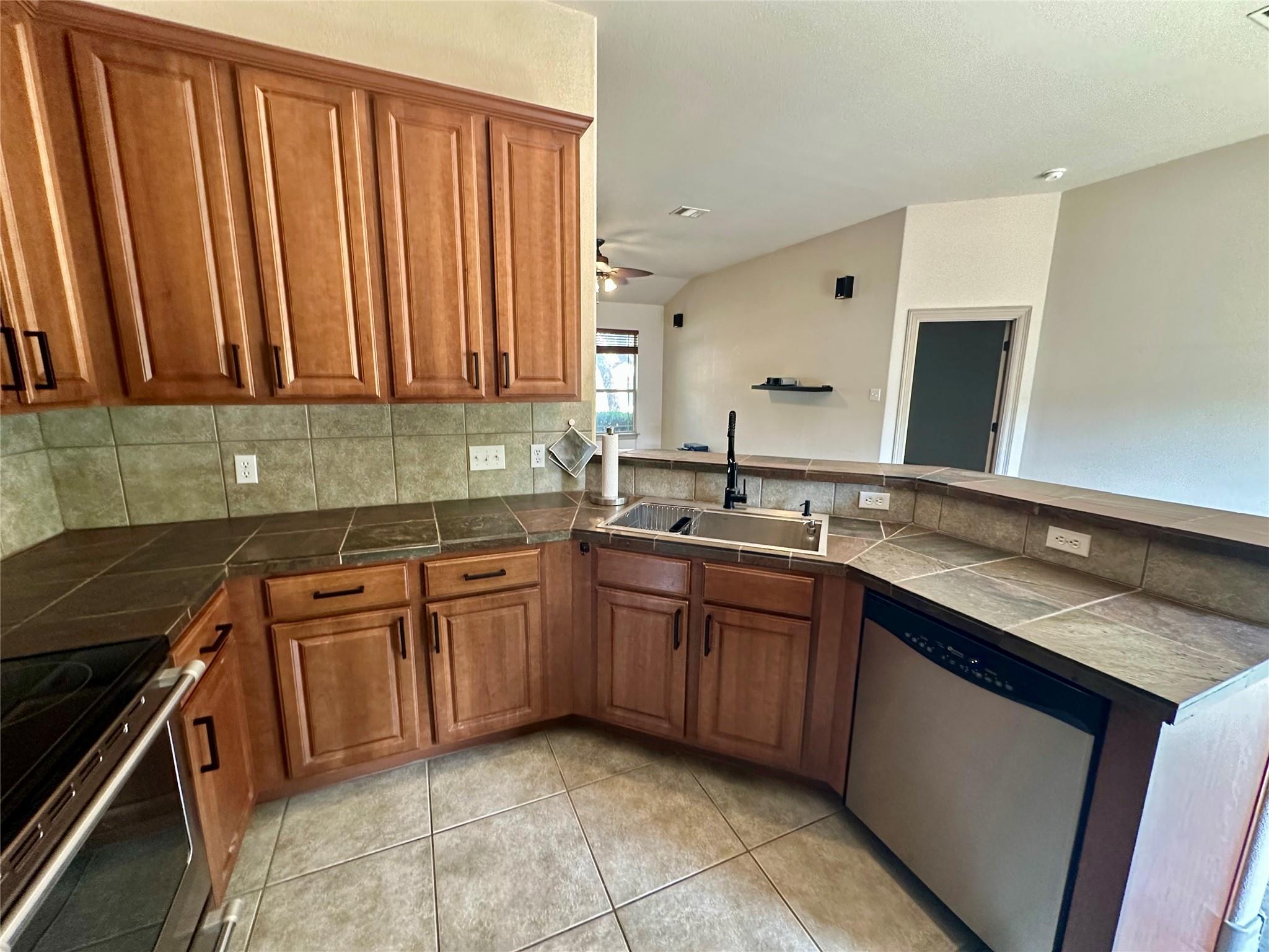 15105 Cavalier Canyon DR