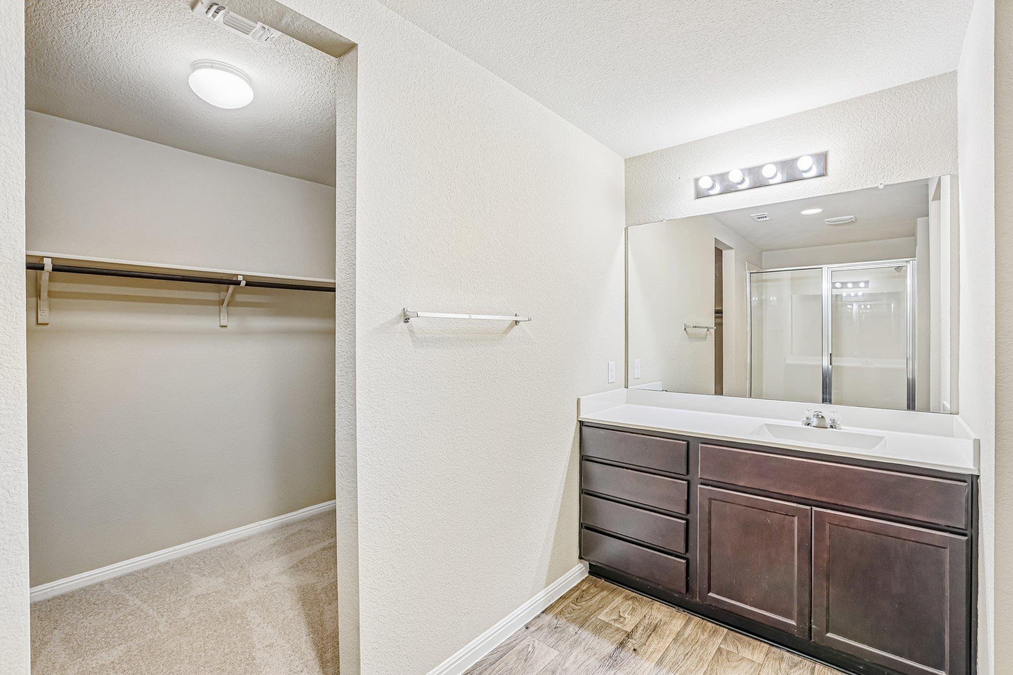 10604 Menominee Falls LN
