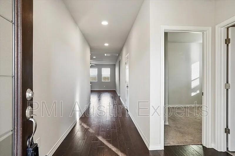 405 Coba ST