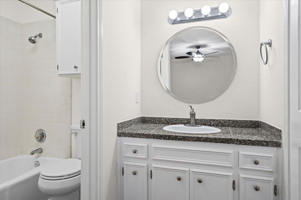 361 Fantail LOOP # B