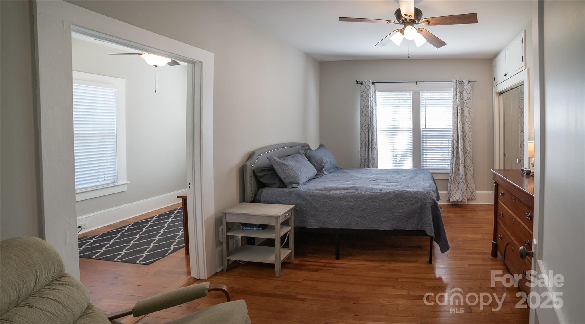 406 Lenoir Street
