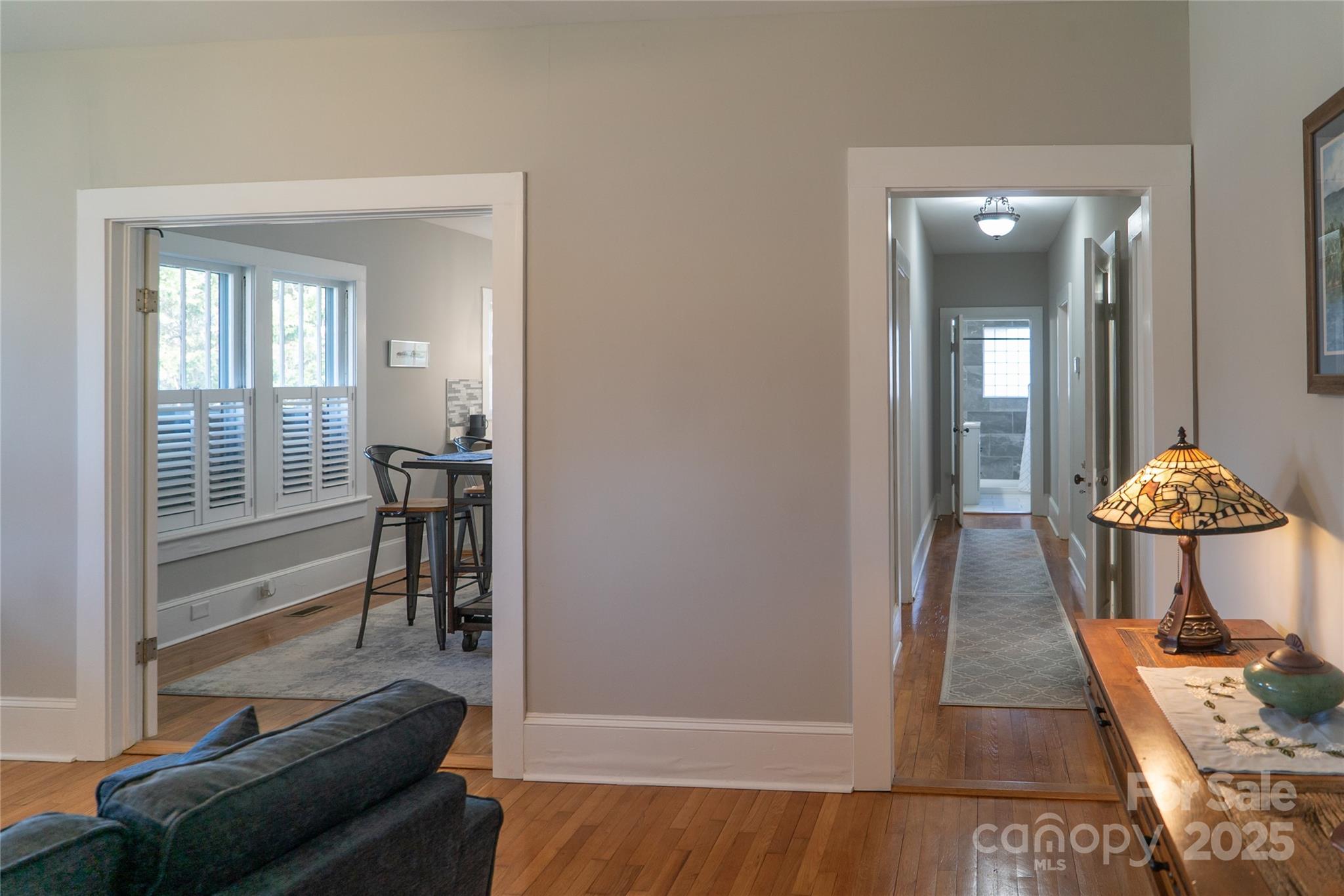 406 Lenoir Street