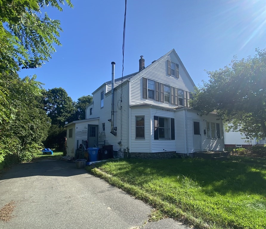18 Vaughan Ave