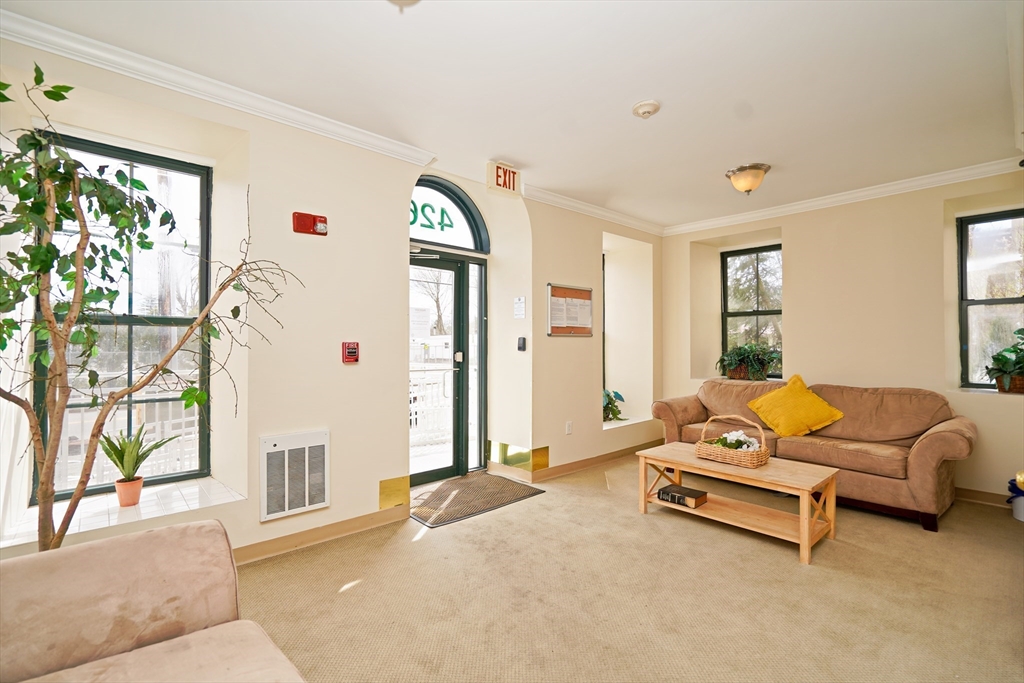 426 Mt. Hope Street # 506
