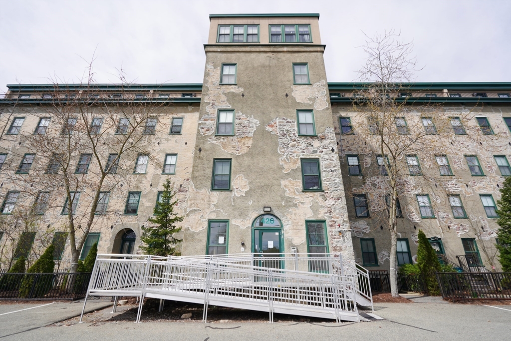 426 Mt. Hope Street # 506