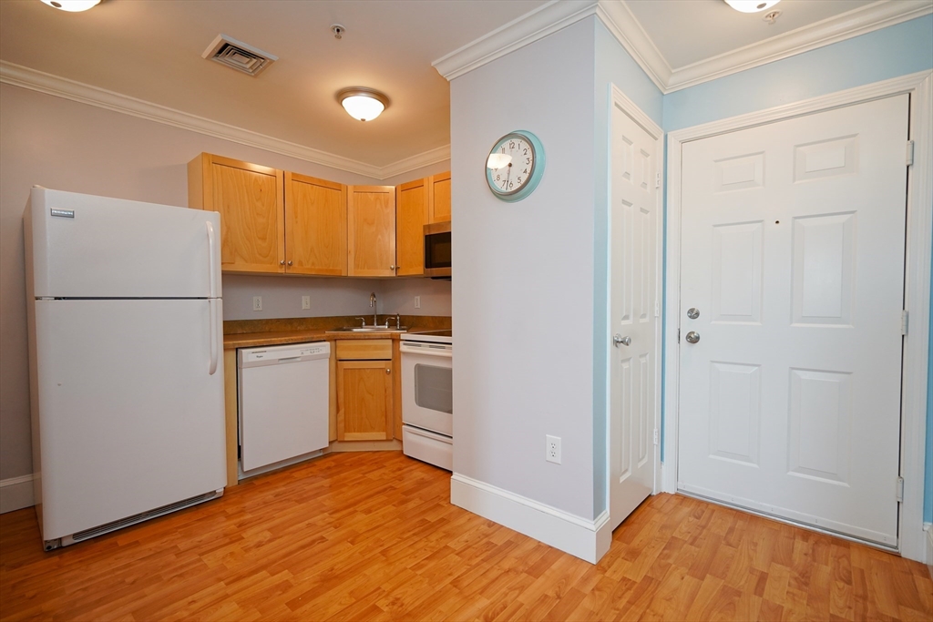 426 Mt. Hope Street # 506