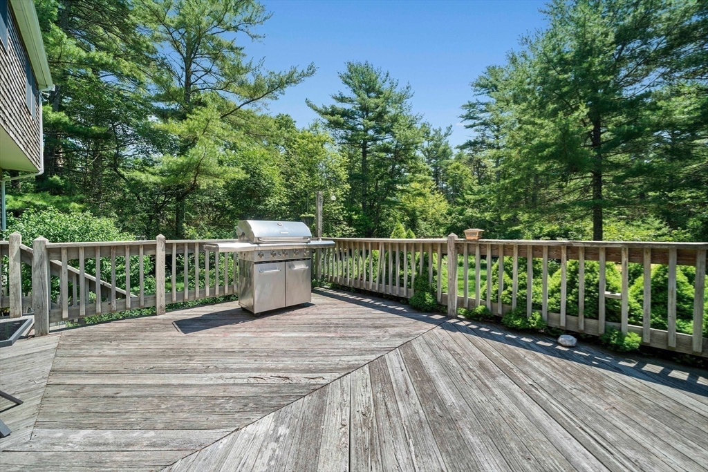 178 Halfway Pond Rd
