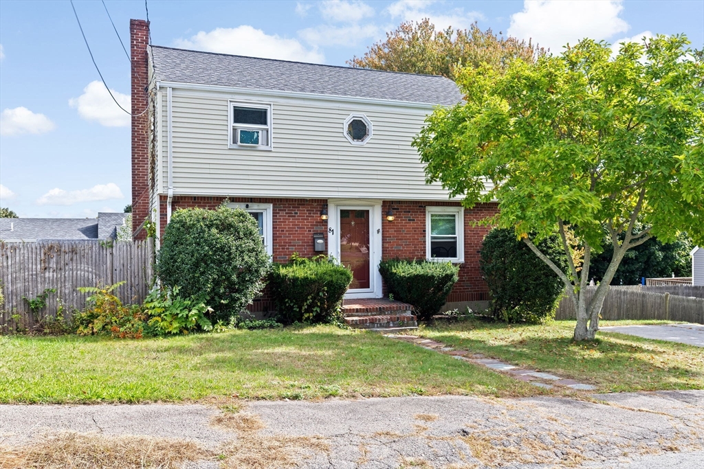 81 Great Hill Dr