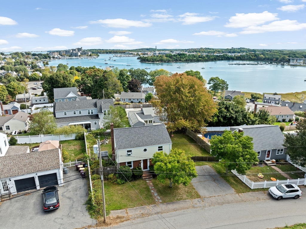 81 Great Hill Dr
