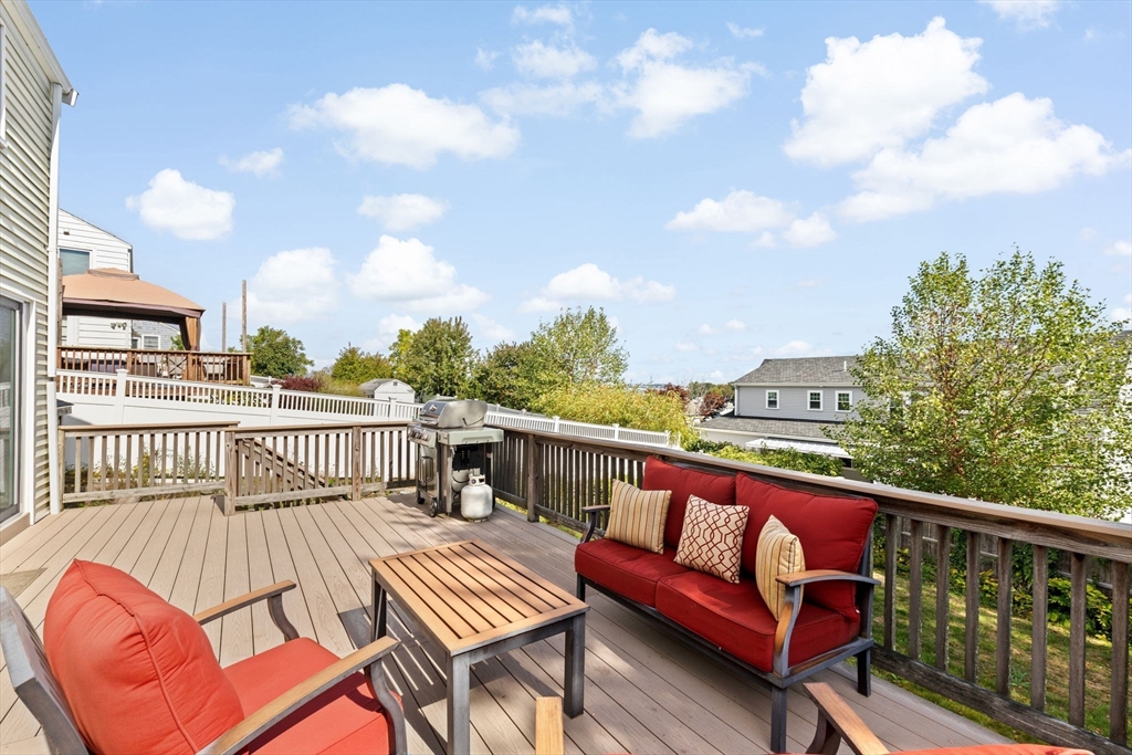 81 Great Hill Dr