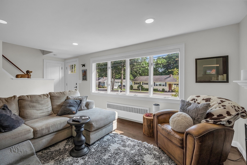 13 Oak St