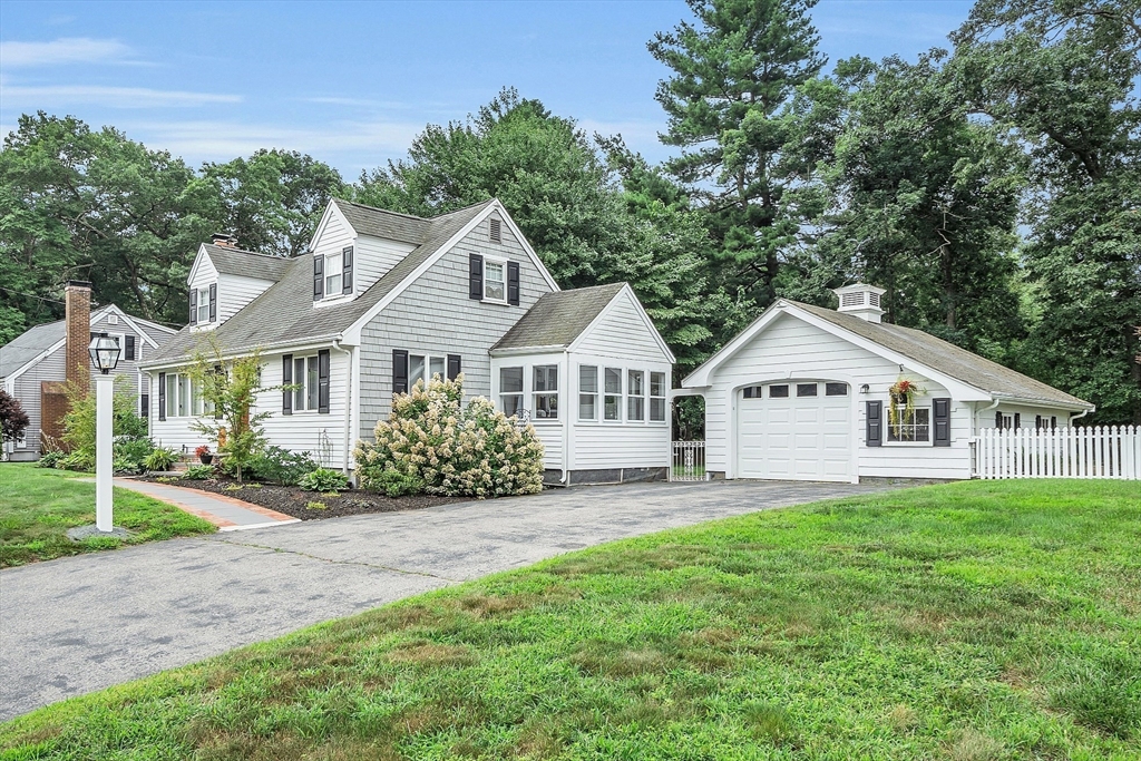 13 Oak St