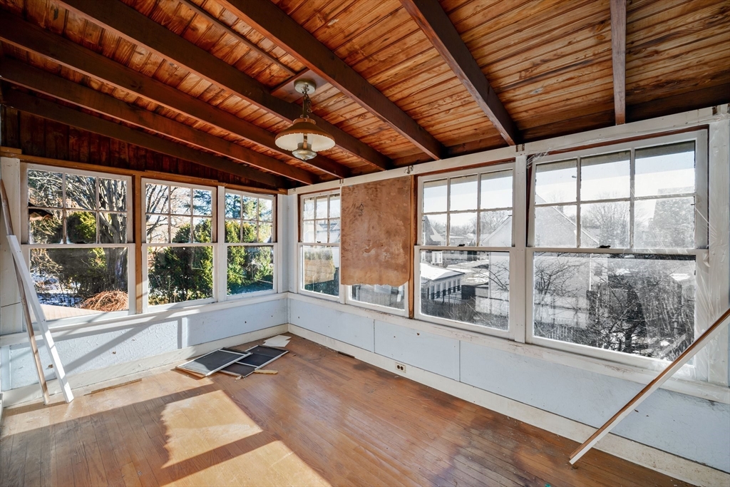 185 Davis St