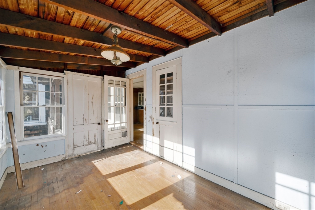 185 Davis St