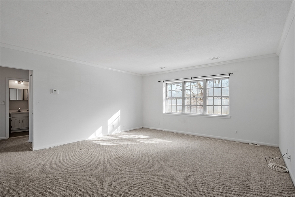 170 Lake Shore Rd # 4