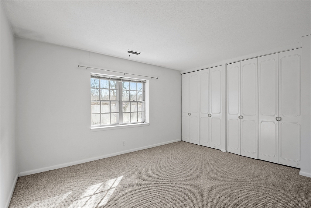 170 Lake Shore Rd # 4