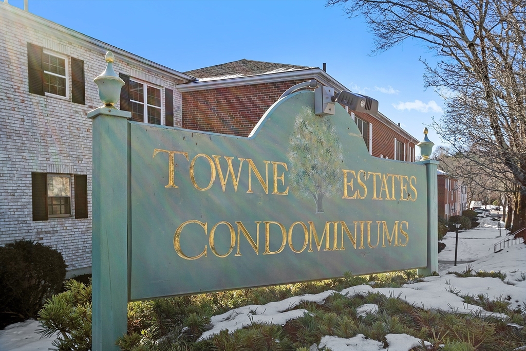 170 Lake Shore Rd # 4