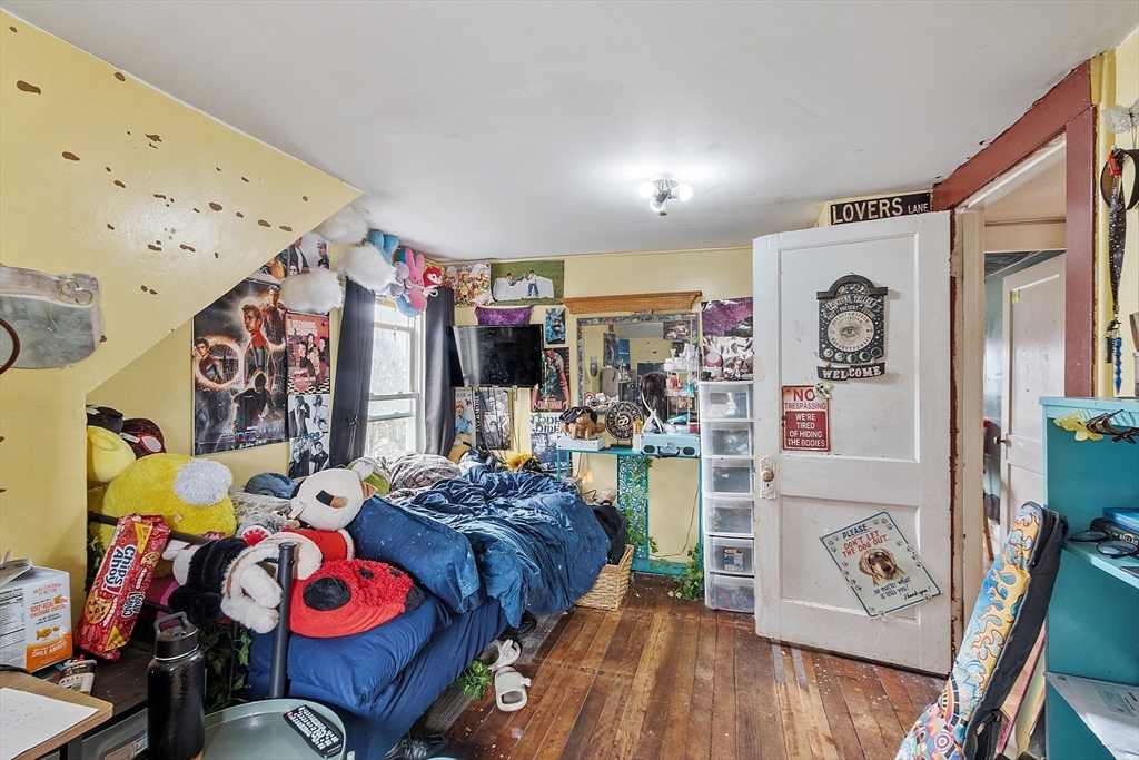 7 Somerville Ave