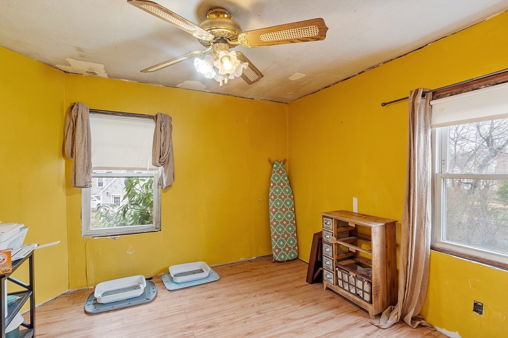 7 Somerville Ave