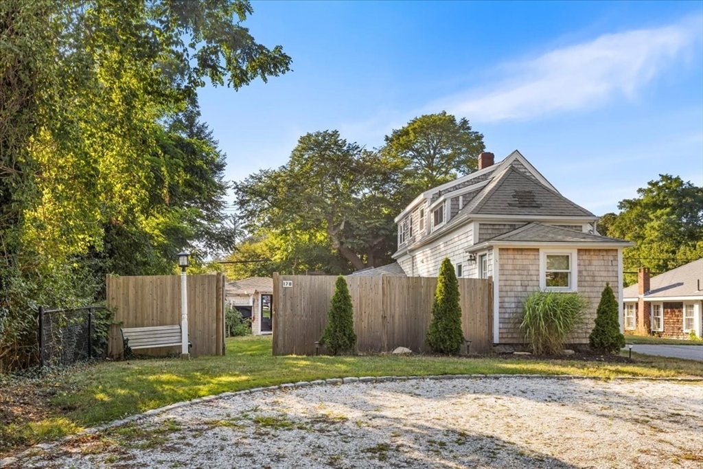 17 Coddington Rd