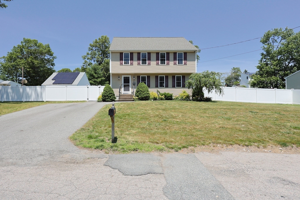 22 Hartley Ave