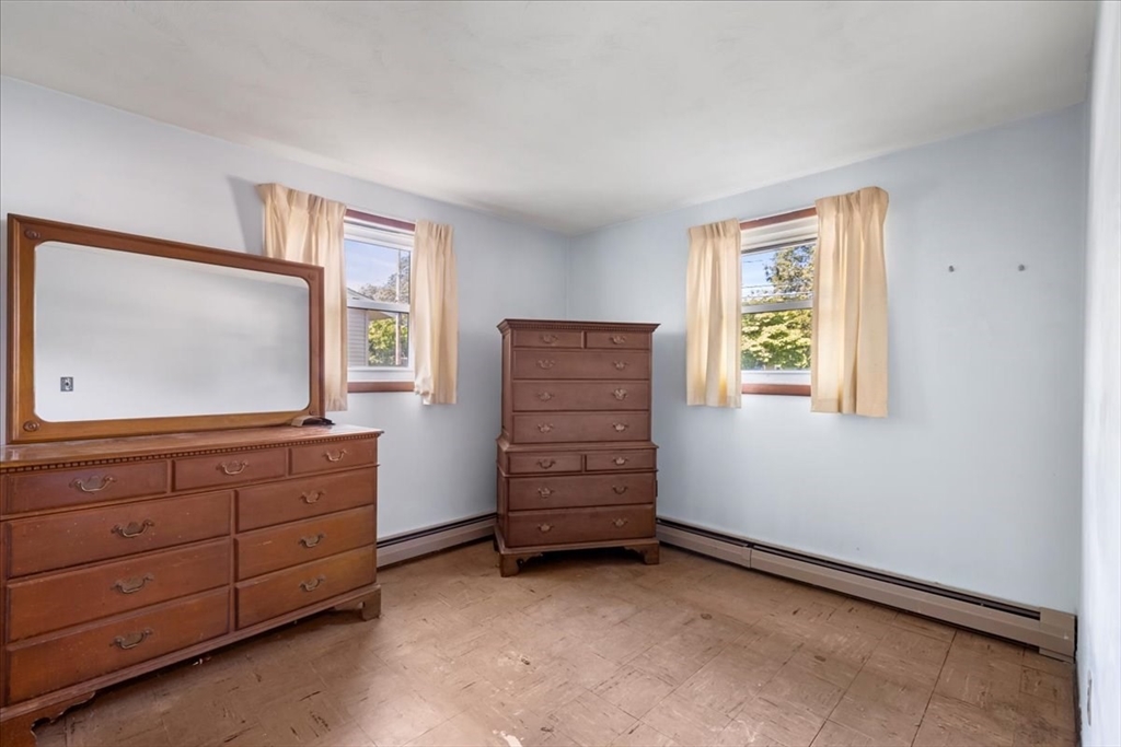 33 Clara Rd