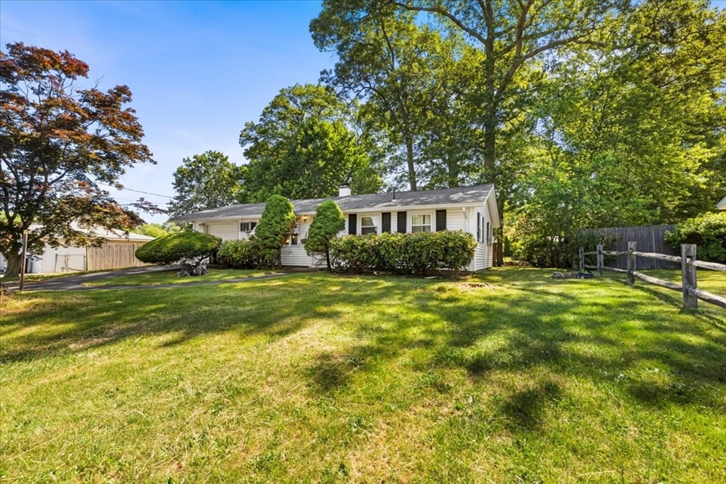 33 Clara Rd
