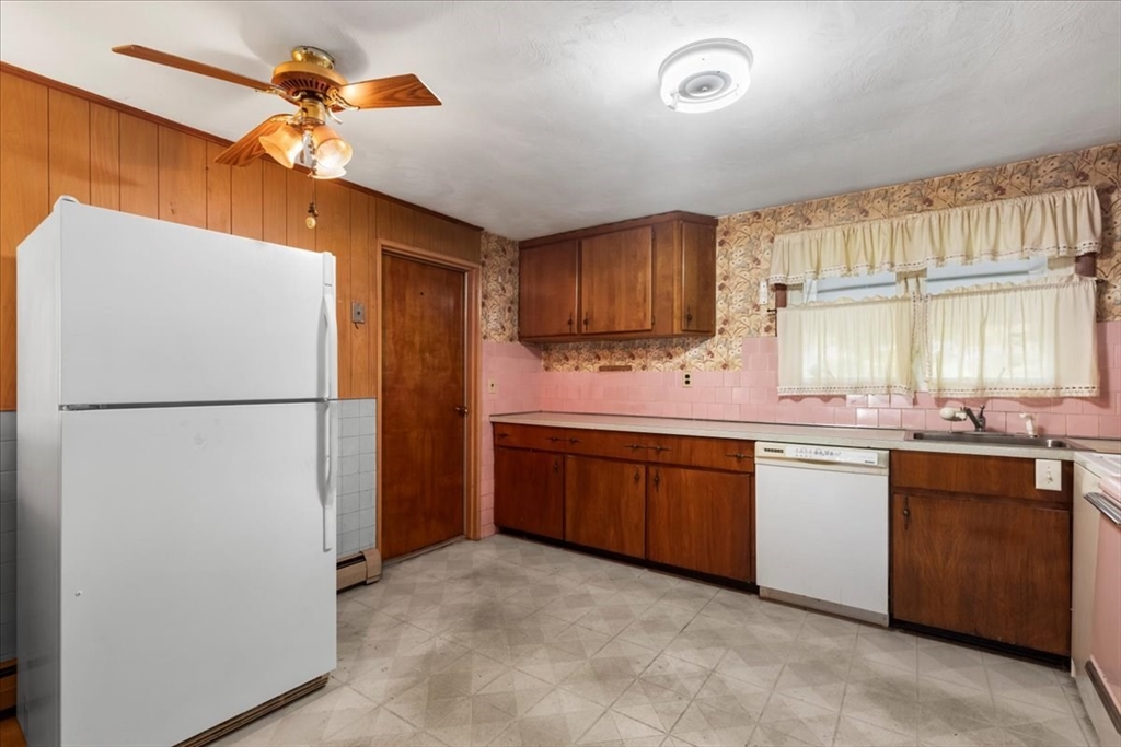 33 Clara Rd