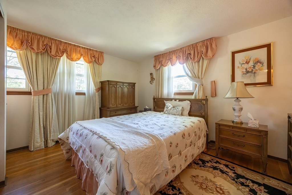 21 Trinity Dr