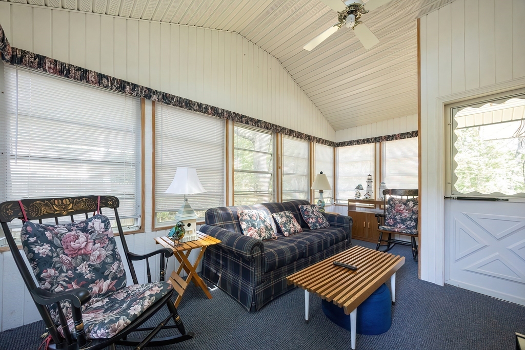 21 Trinity Dr