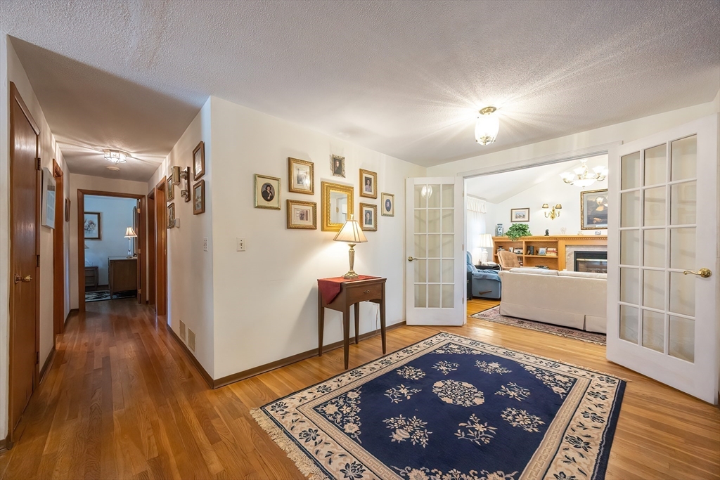 21 Trinity Dr