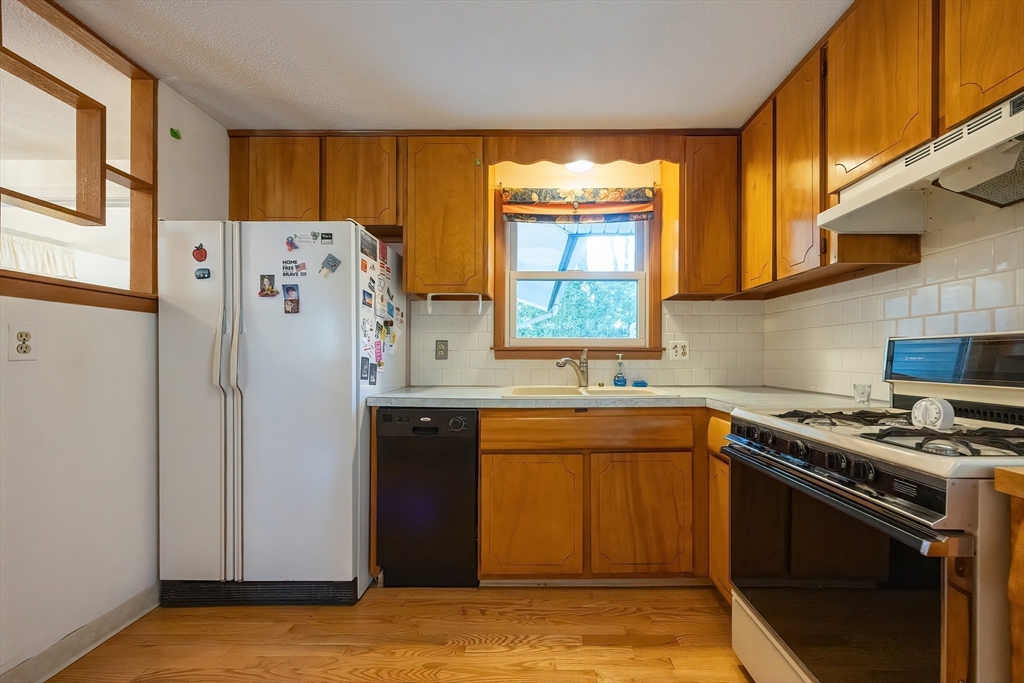 21 Trinity Dr
