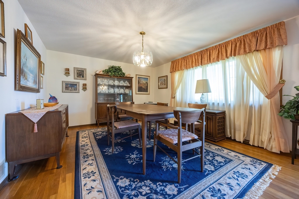 21 Trinity Dr