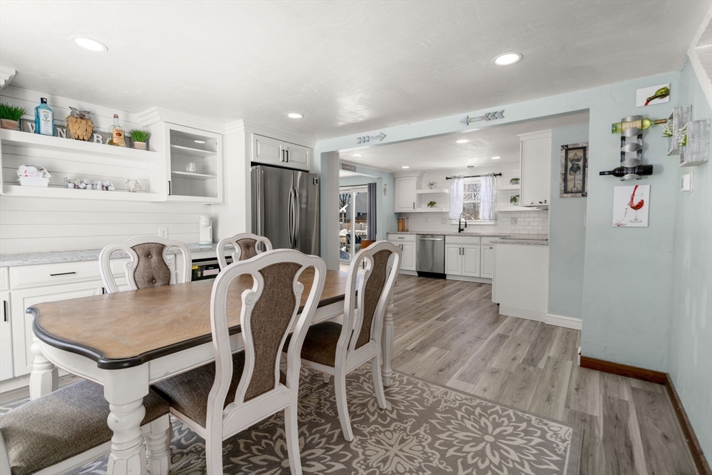 32 Packard Road