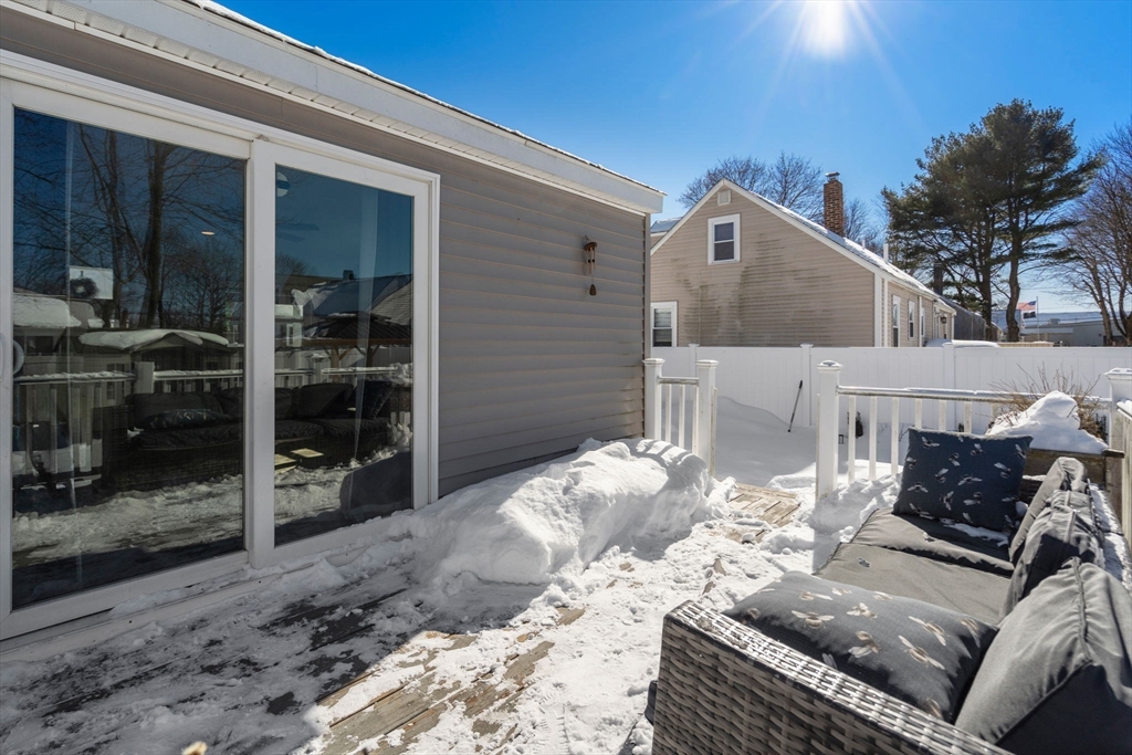 32 Packard Road
