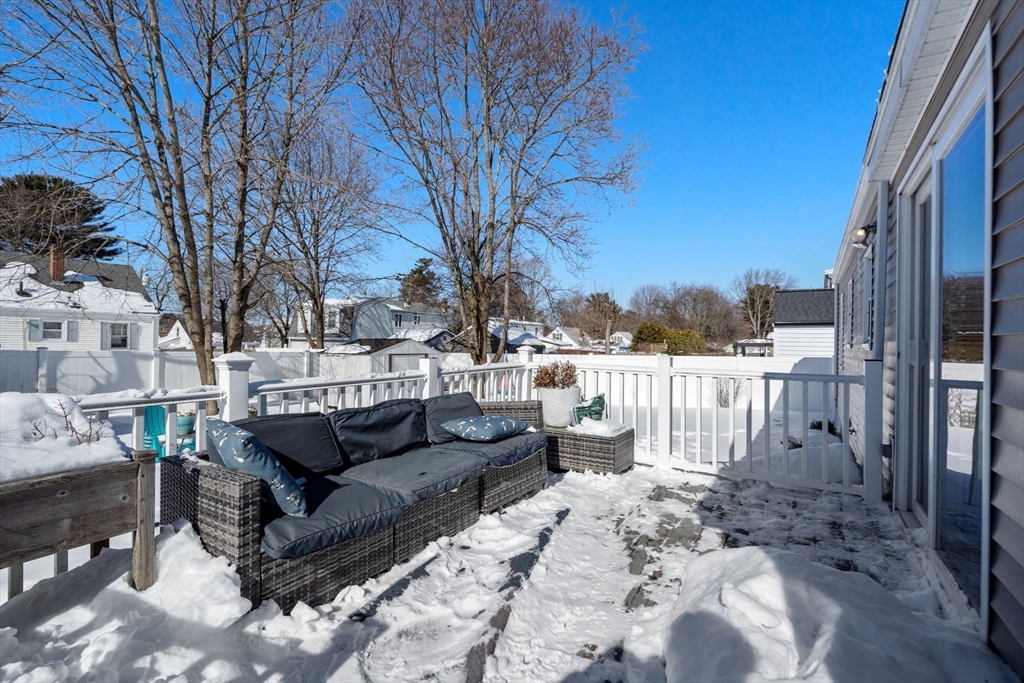 32 Packard Road