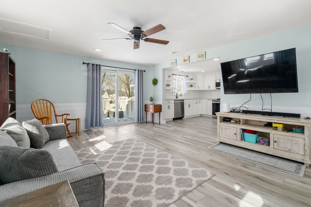 32 Packard Road