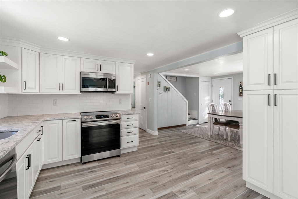 32 Packard Road