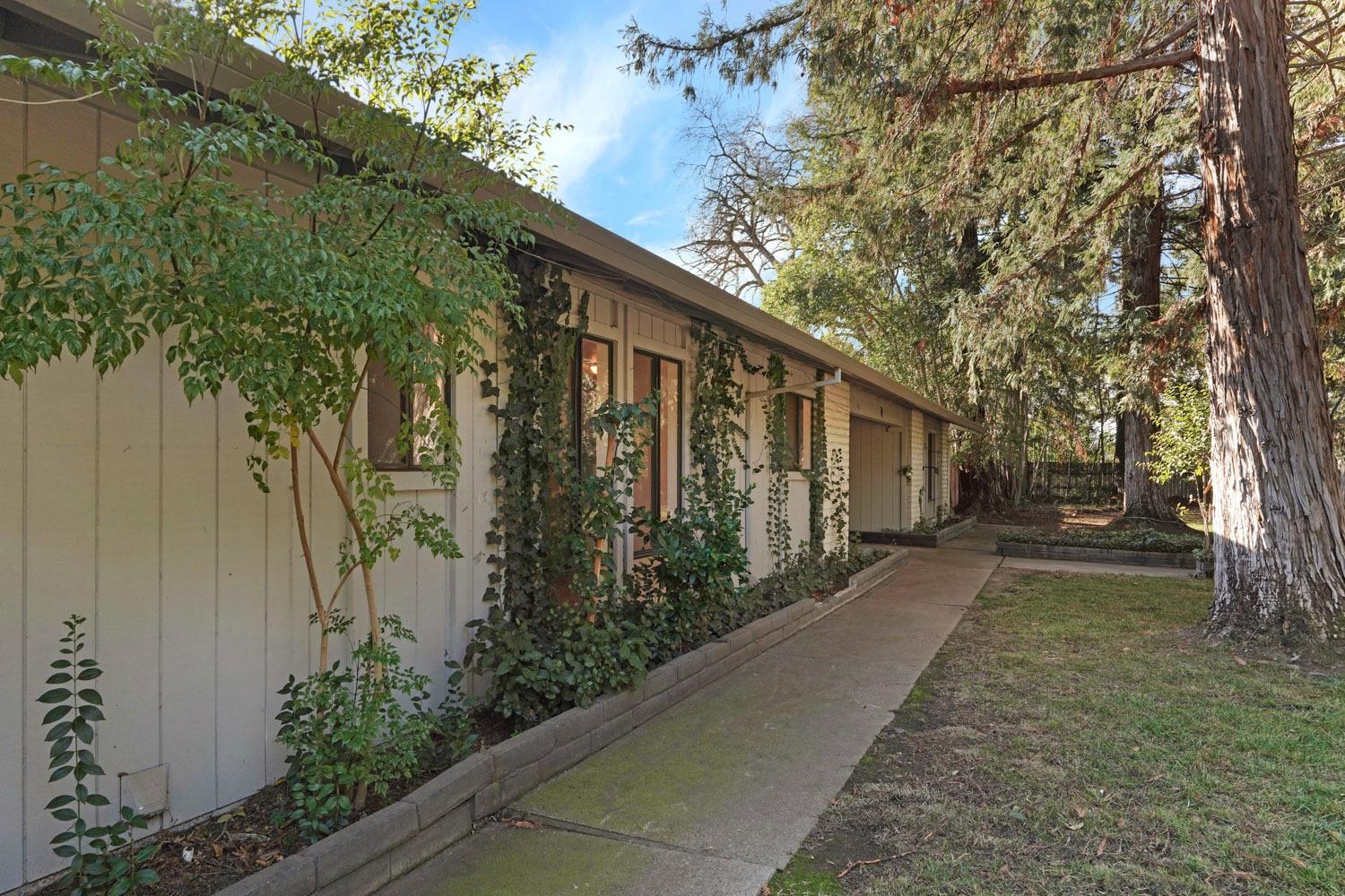 4504 Morada Place