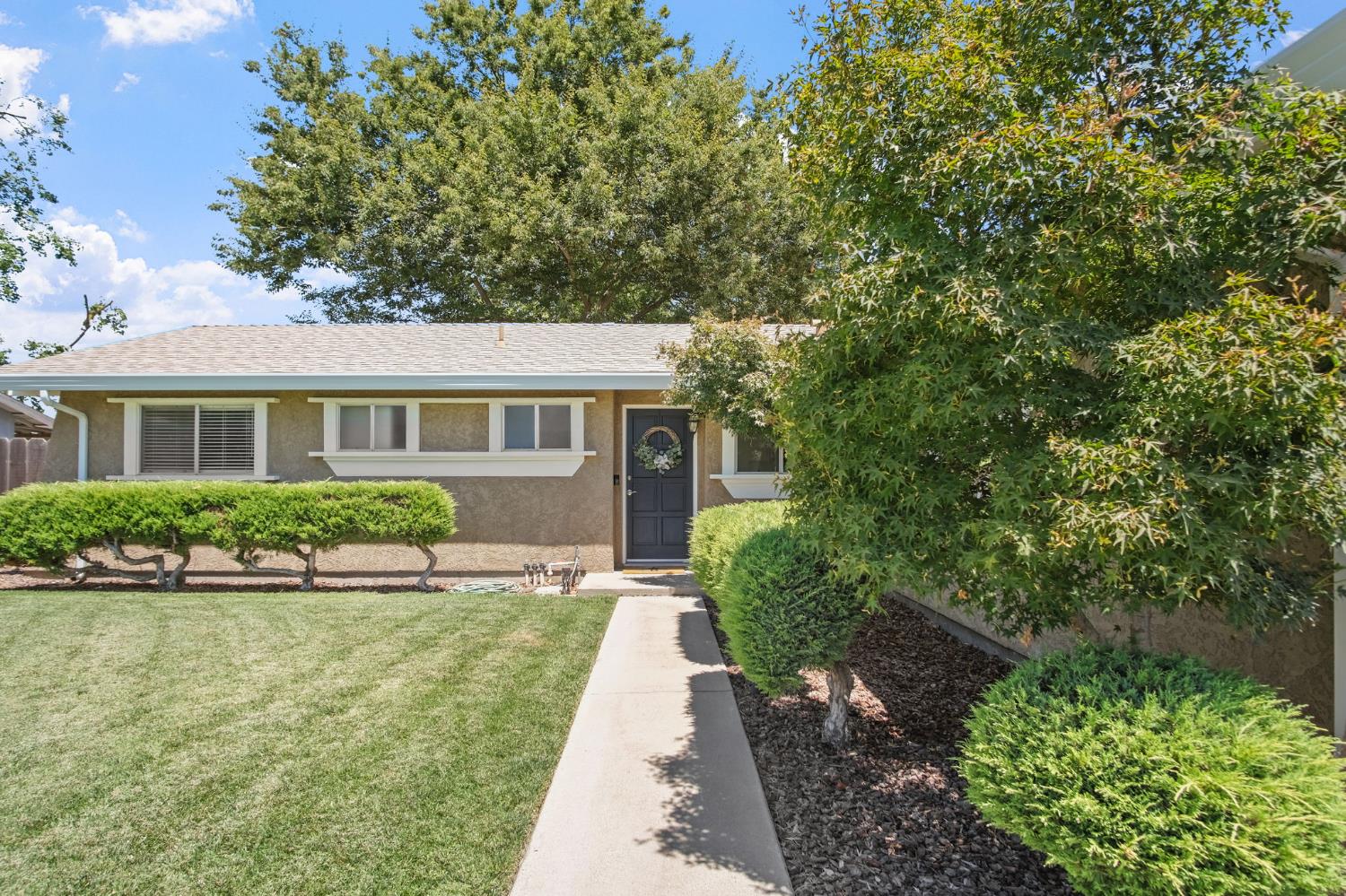 401 W Tuolumne Road