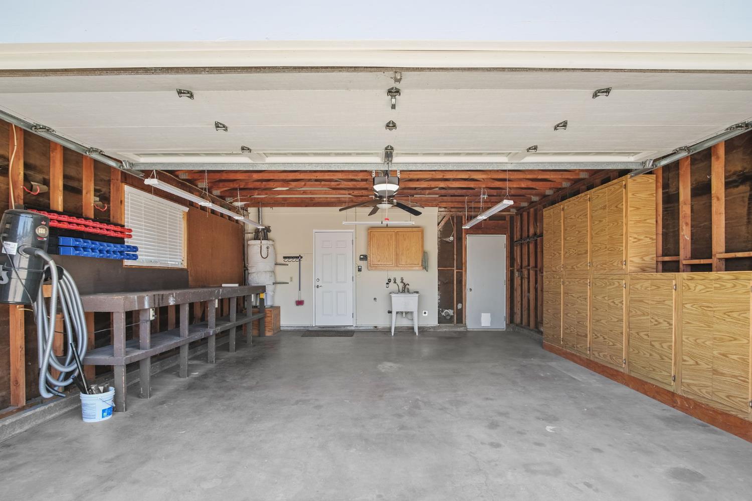 401 W Tuolumne Road