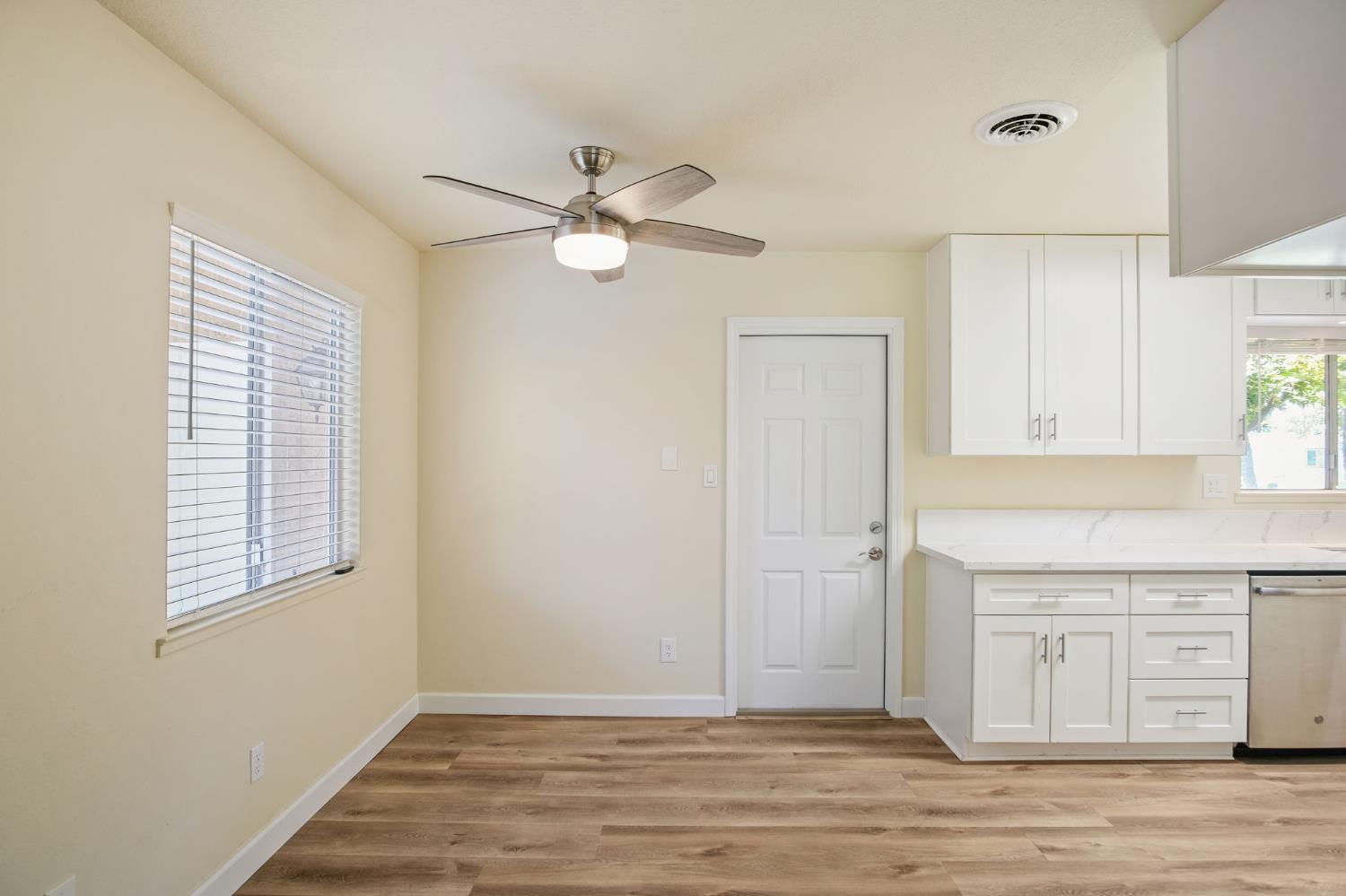 401 W Tuolumne Road