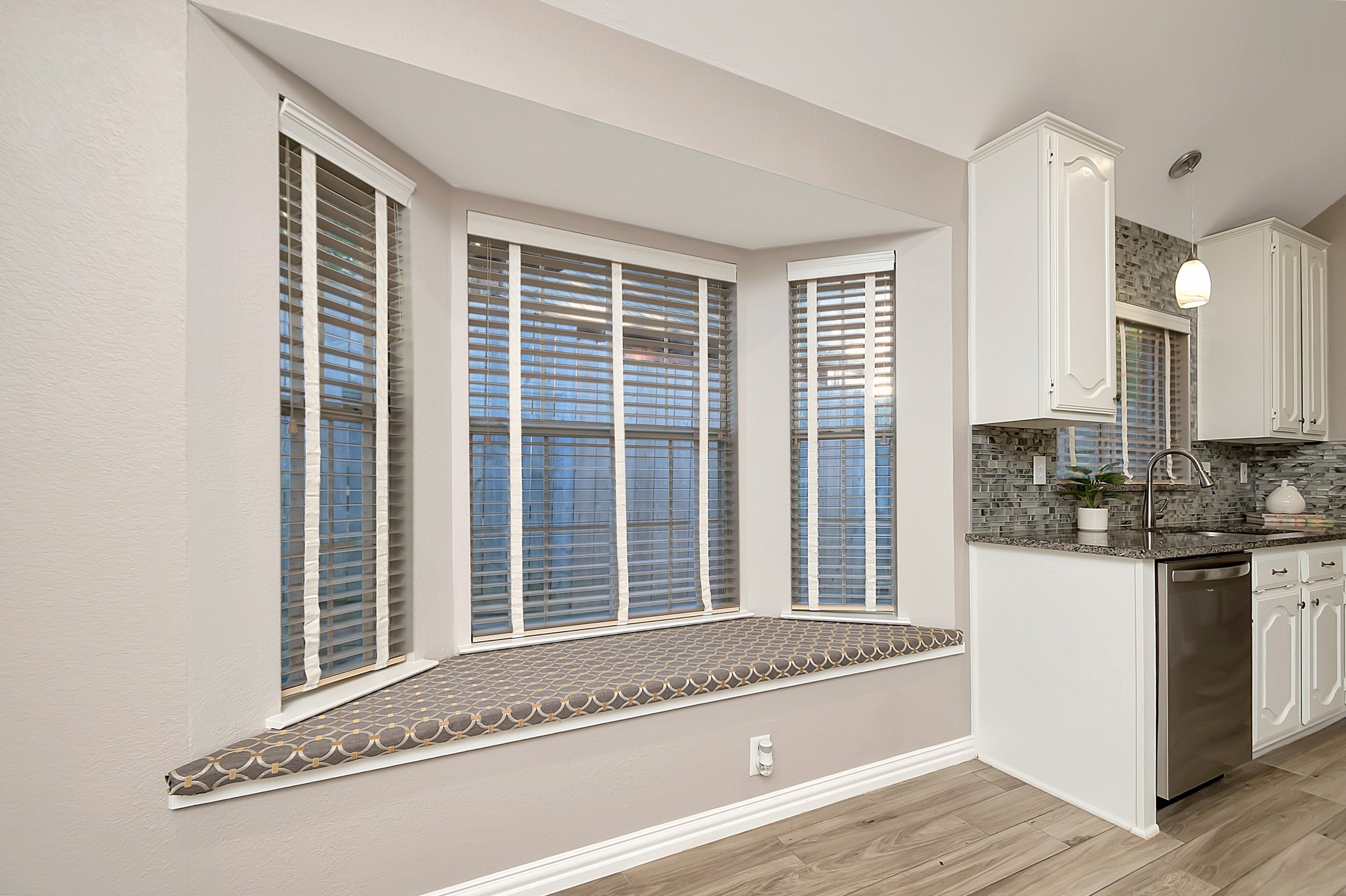 3532 Creekside Court