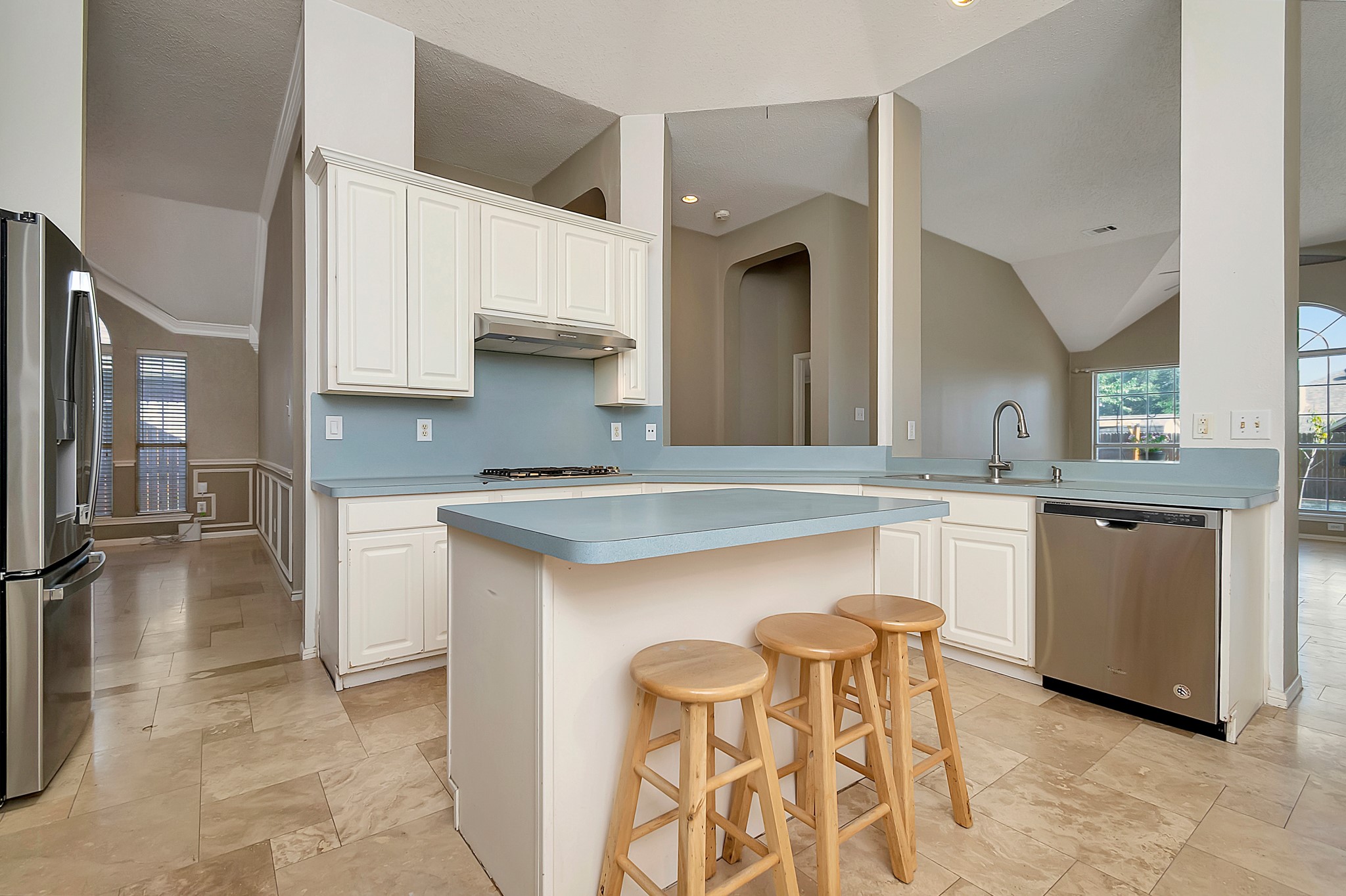 632 Chestnut Drive