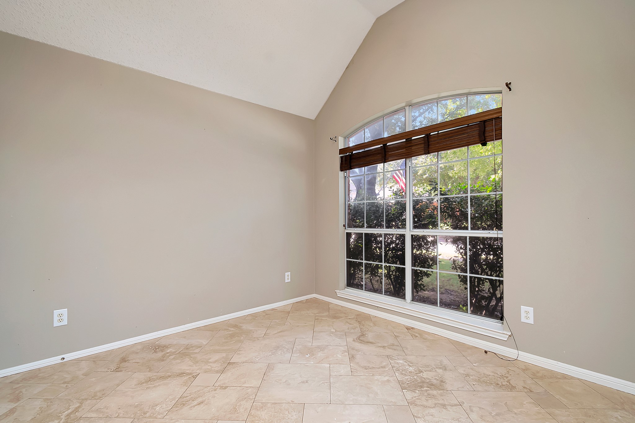 632 Chestnut Drive
