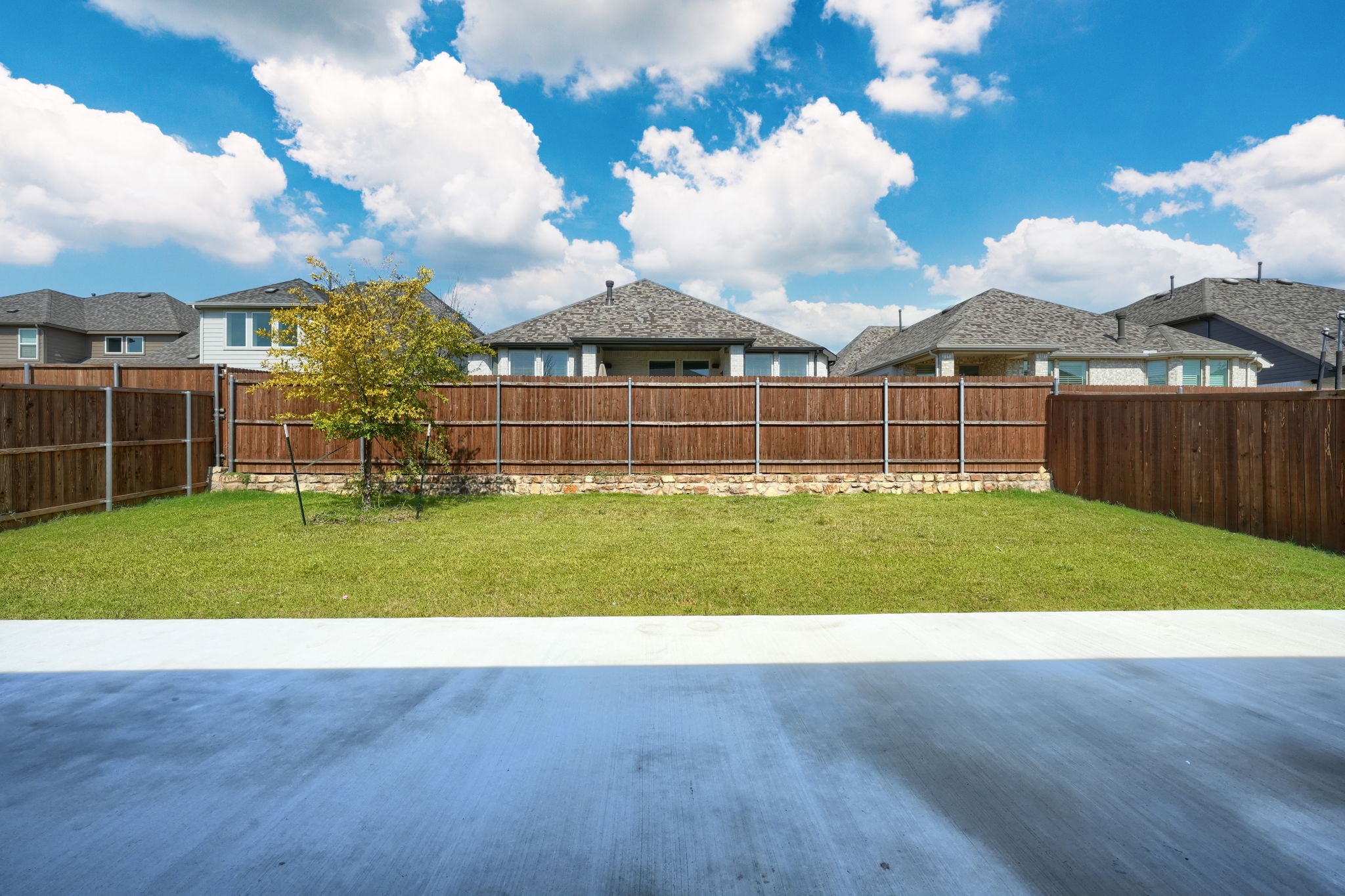 1121 Canuela Way