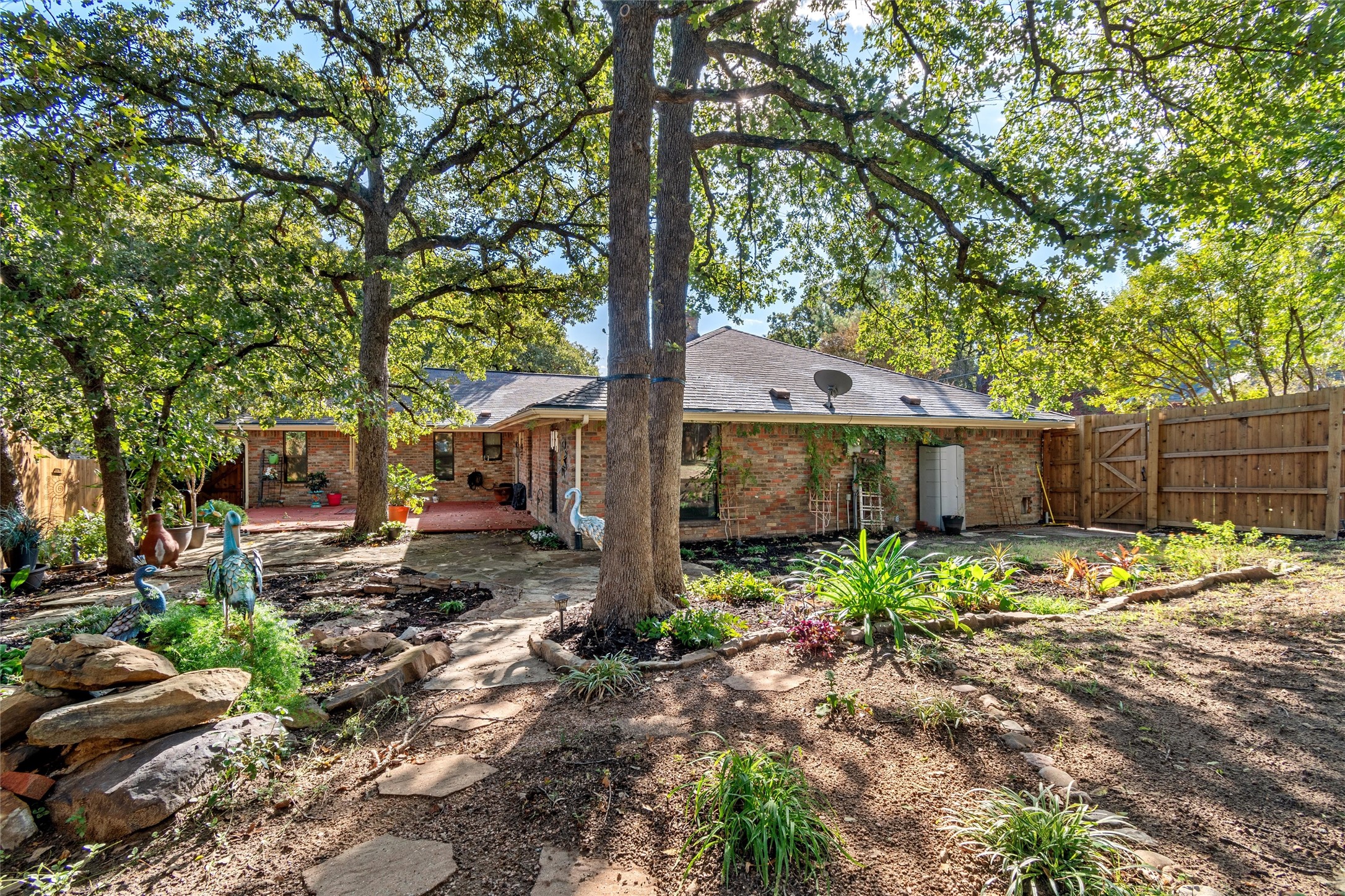 6 Cypress Court