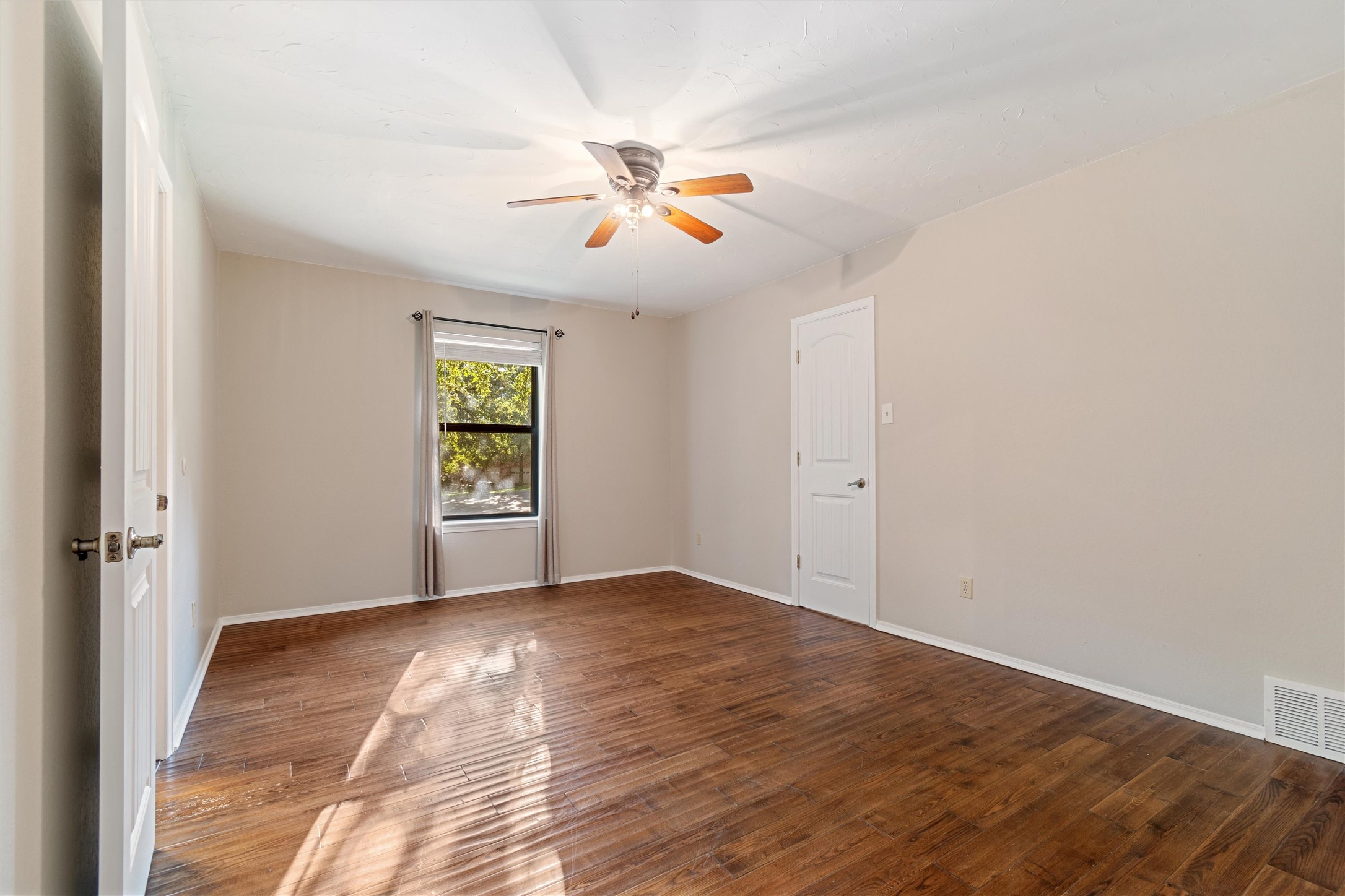 6 Cypress Court